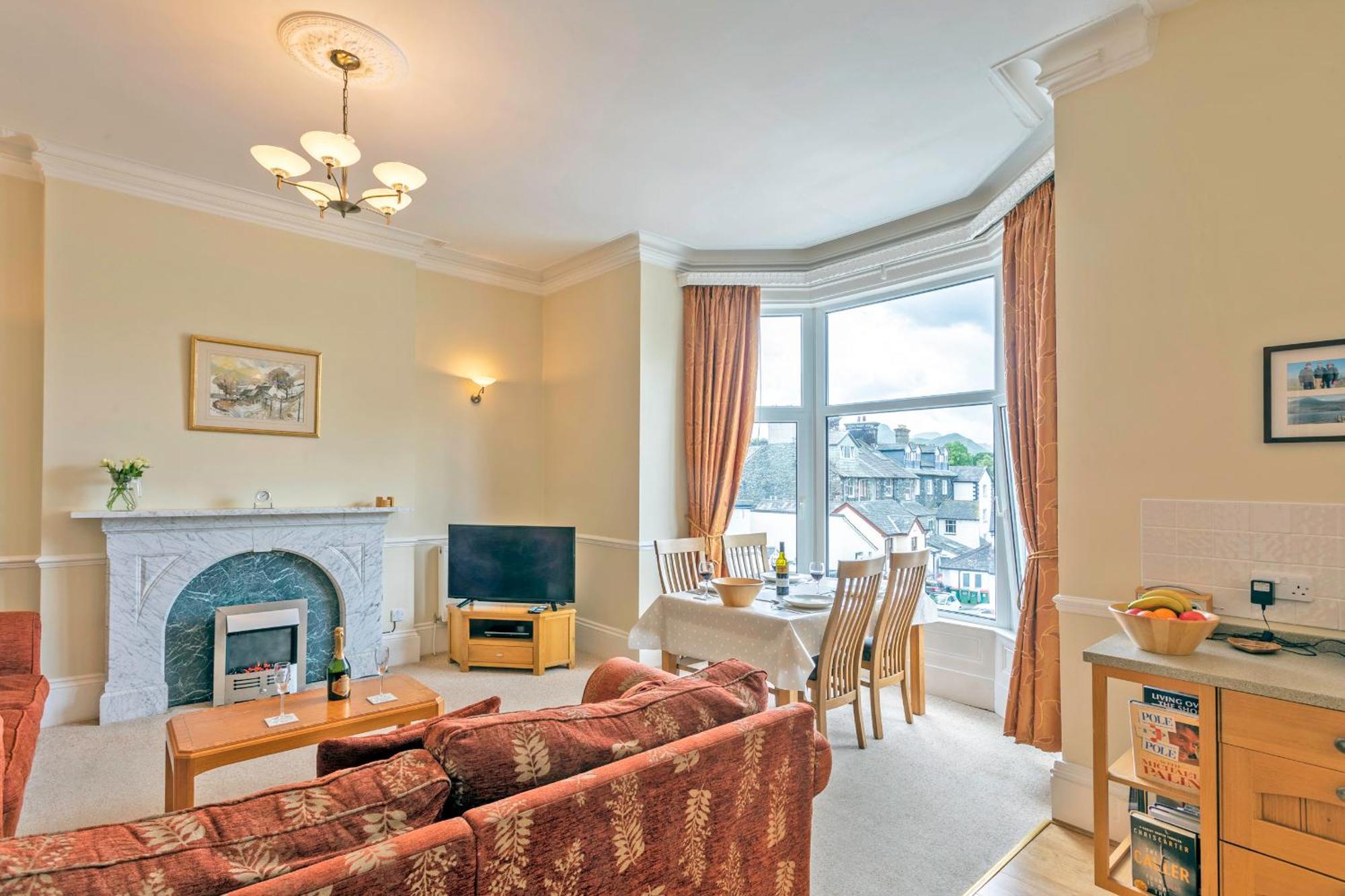 Keswick View Apartment Bagian luar foto
